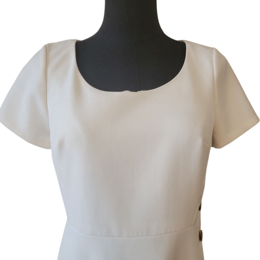 NWT Ann‎ Taylor Ivory Short Sleeve Sheath Dress Size 4 Petite - Picture 3 of 6